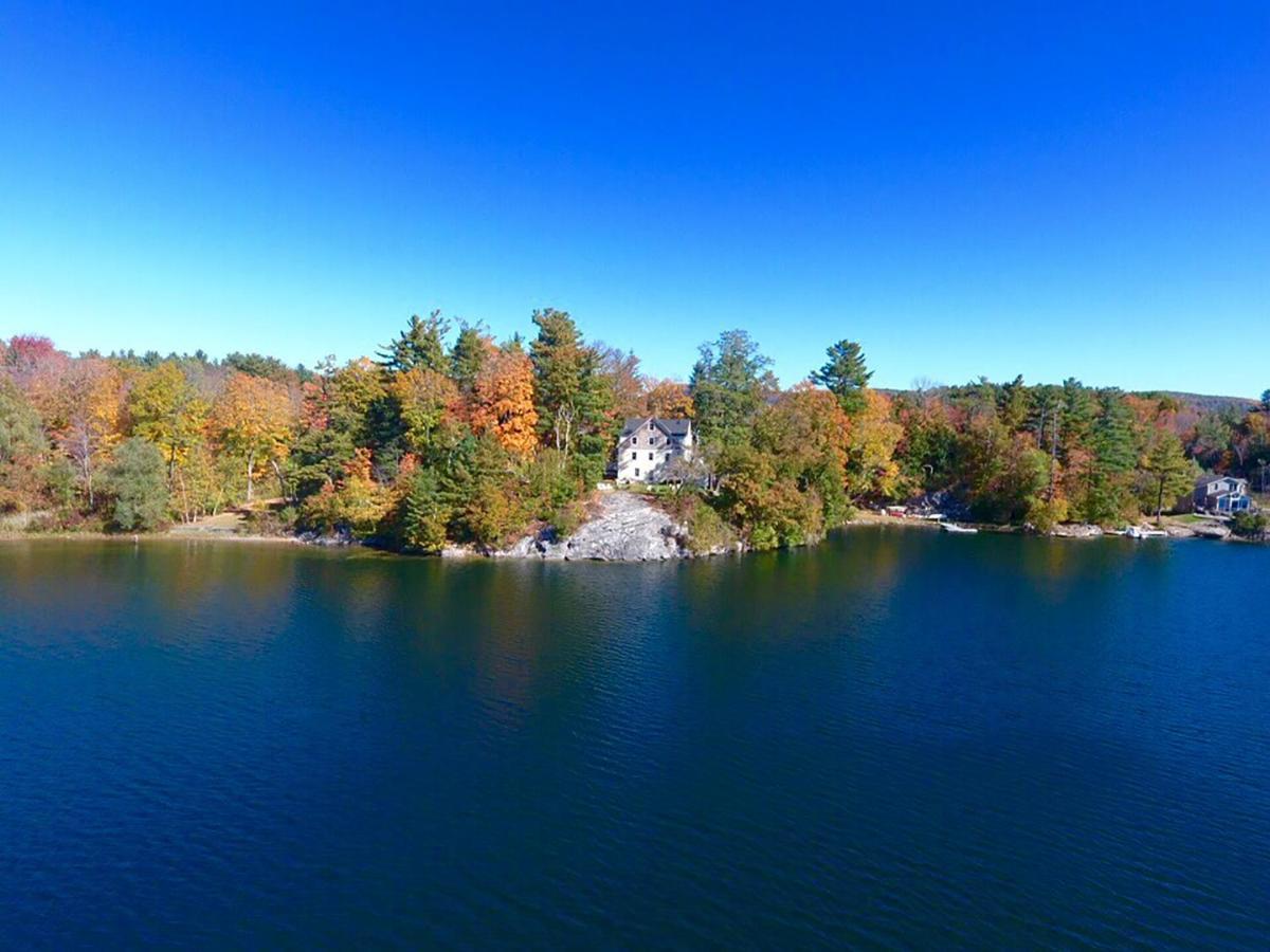 Lakehouse Inn 리 외부 사진